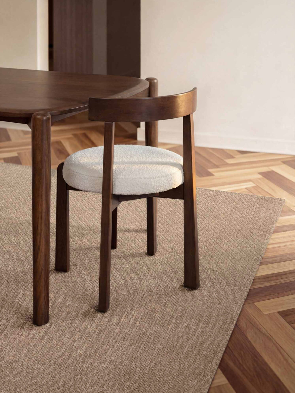 Croom beige