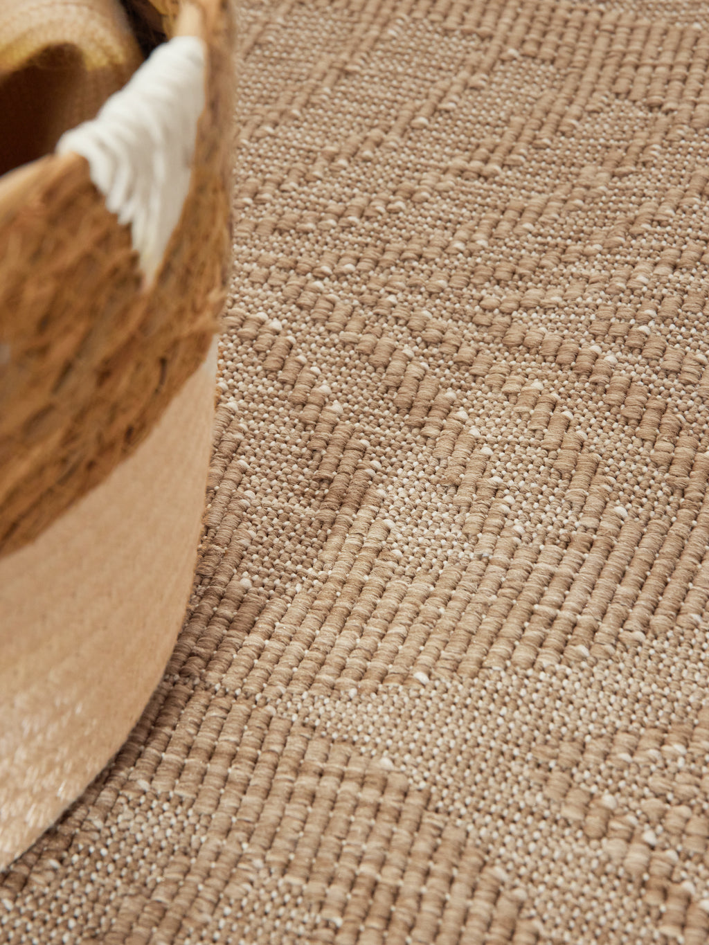 Hanse Home Duet Vändbar inom- och utomhusmatta rund Liora Jute vit