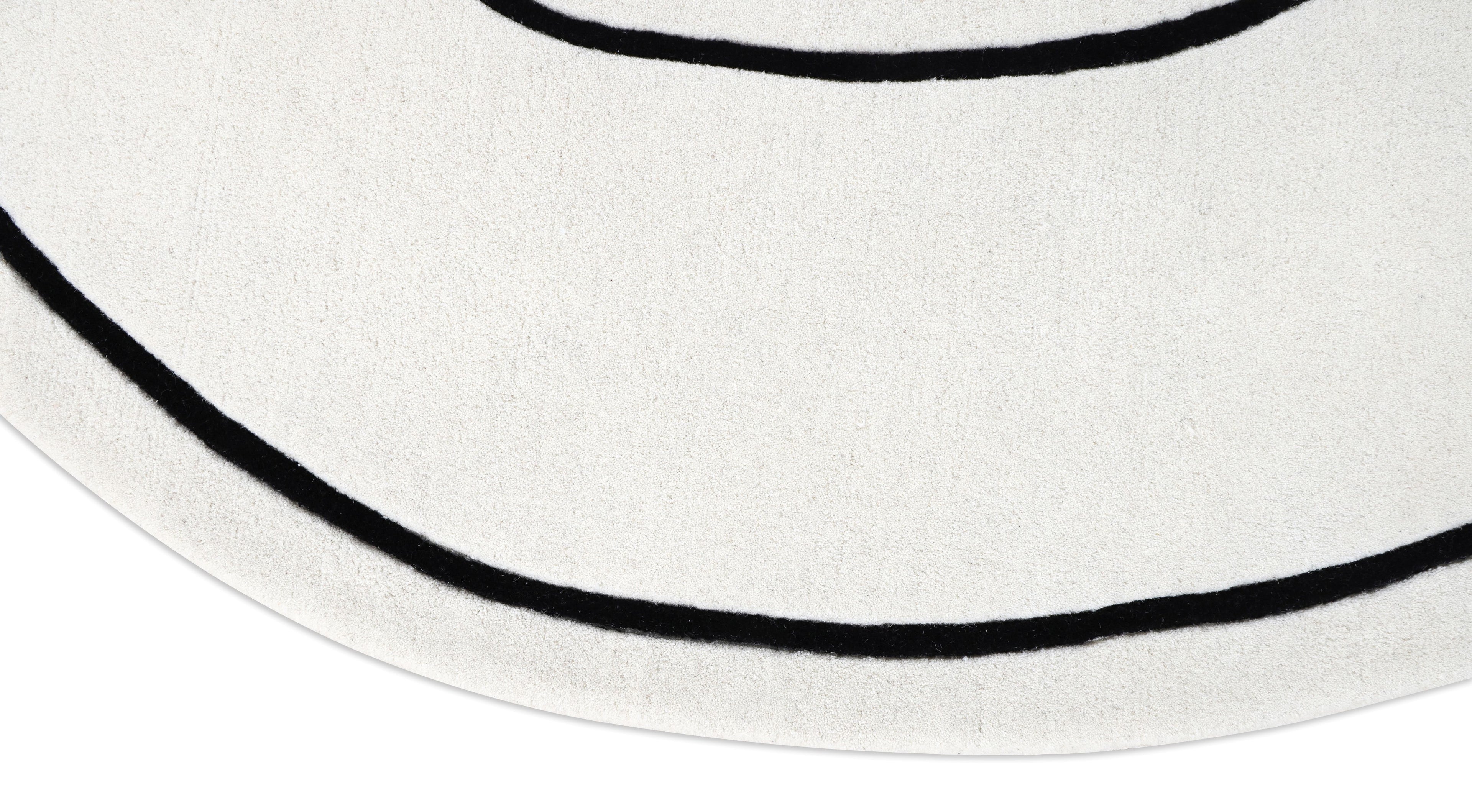 Loop Ivory round