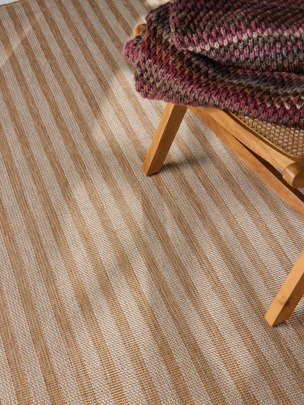 Linley jute vit