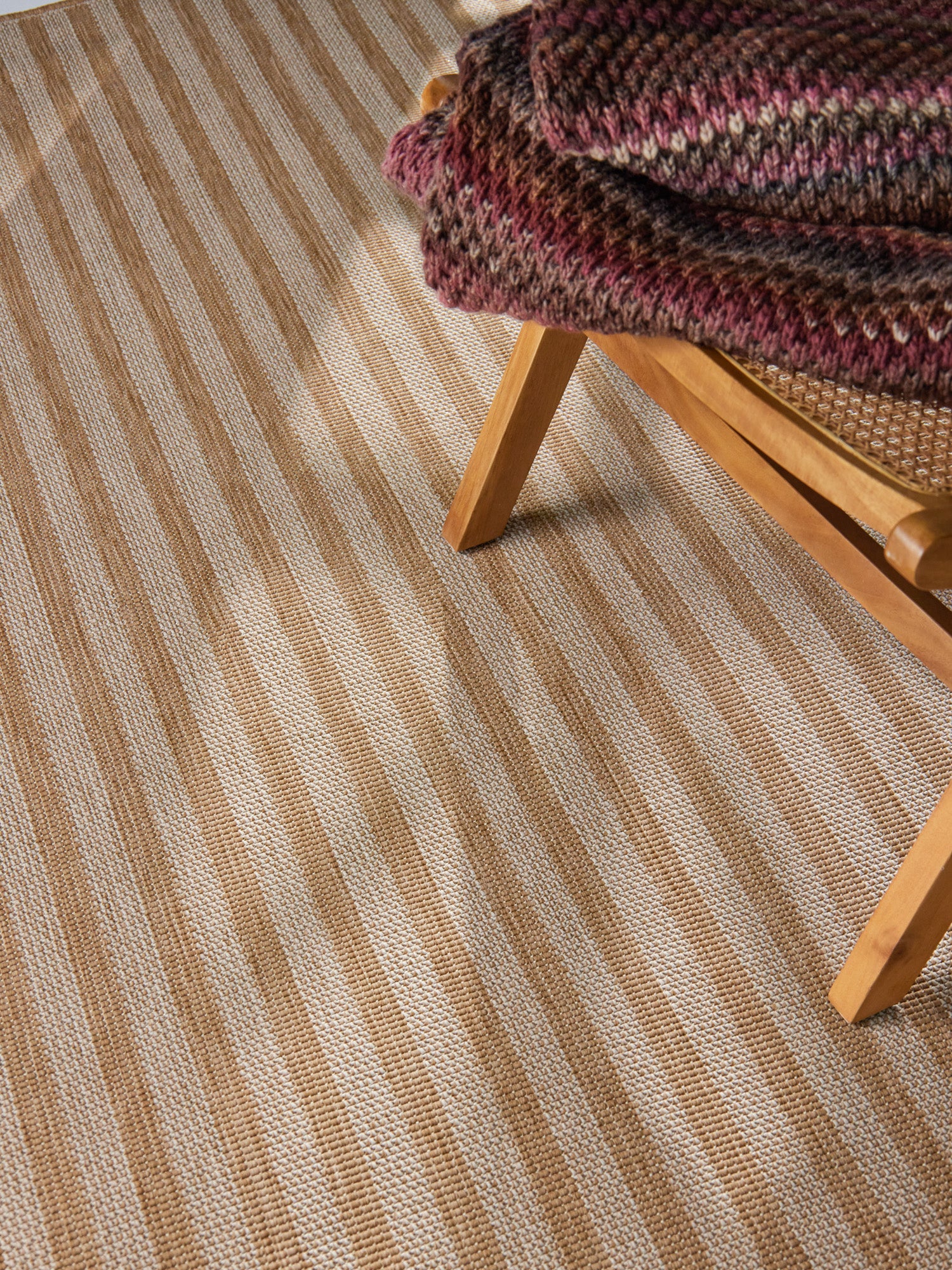 Linley jute vit