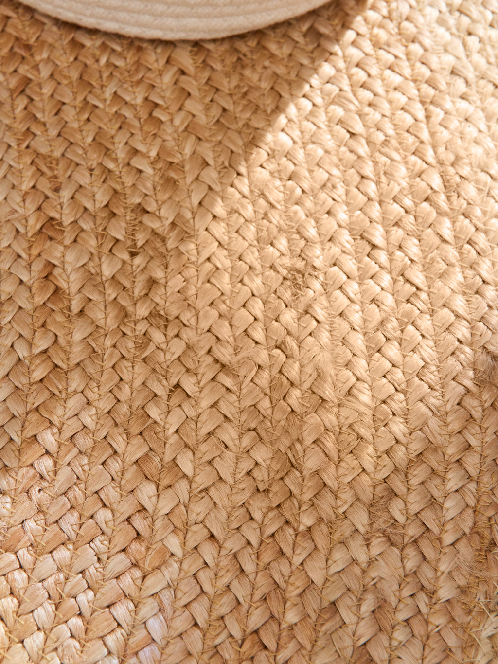 Hanse Home Looma Jutematta rund Looma natur elfenben guld
