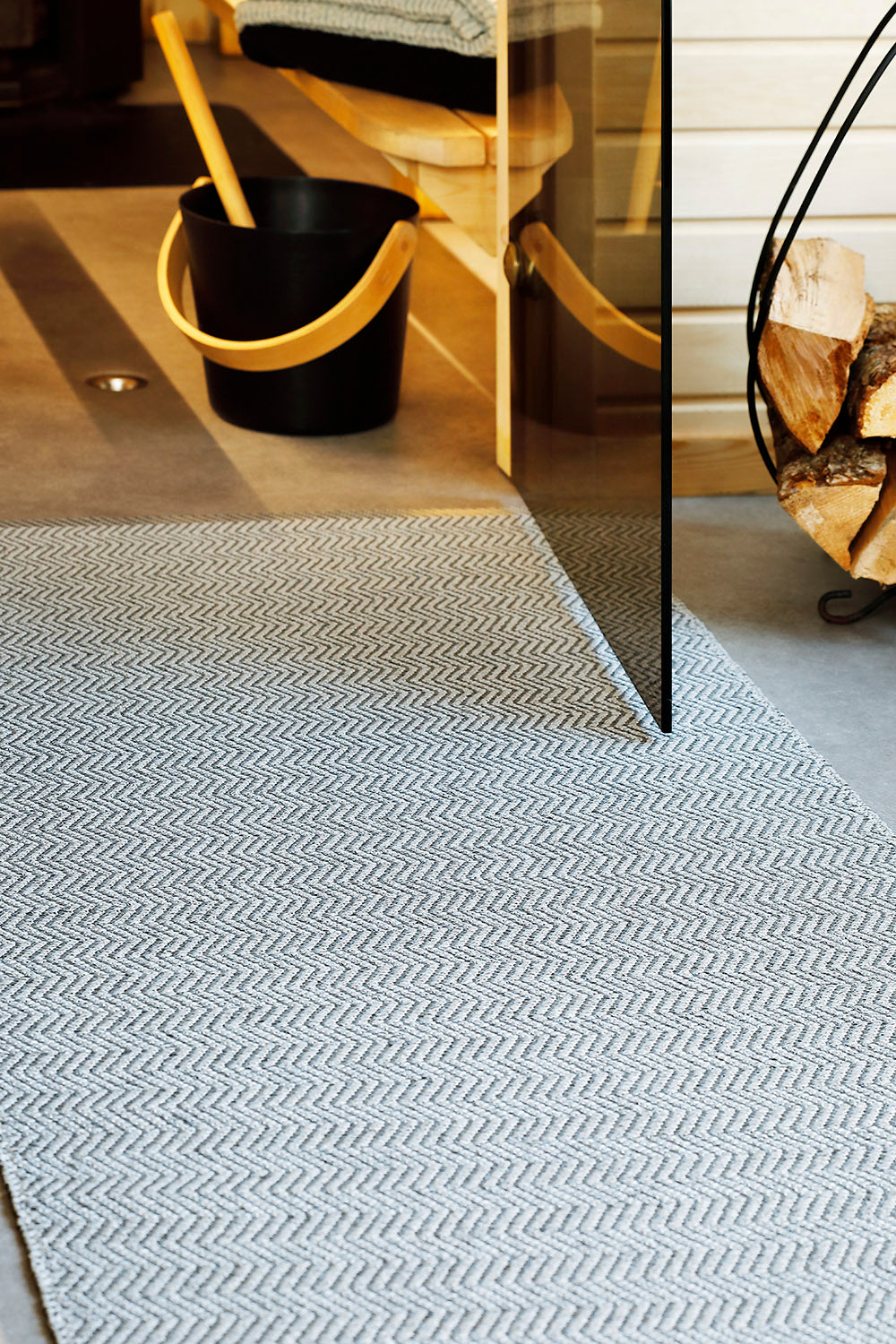 Saxby Grey