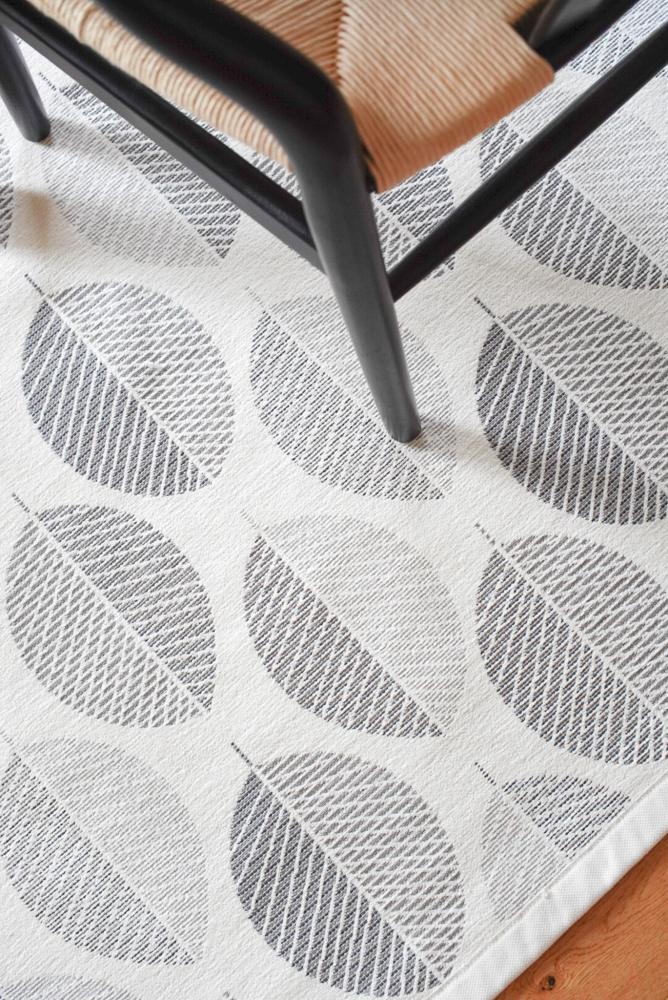 Pärna White