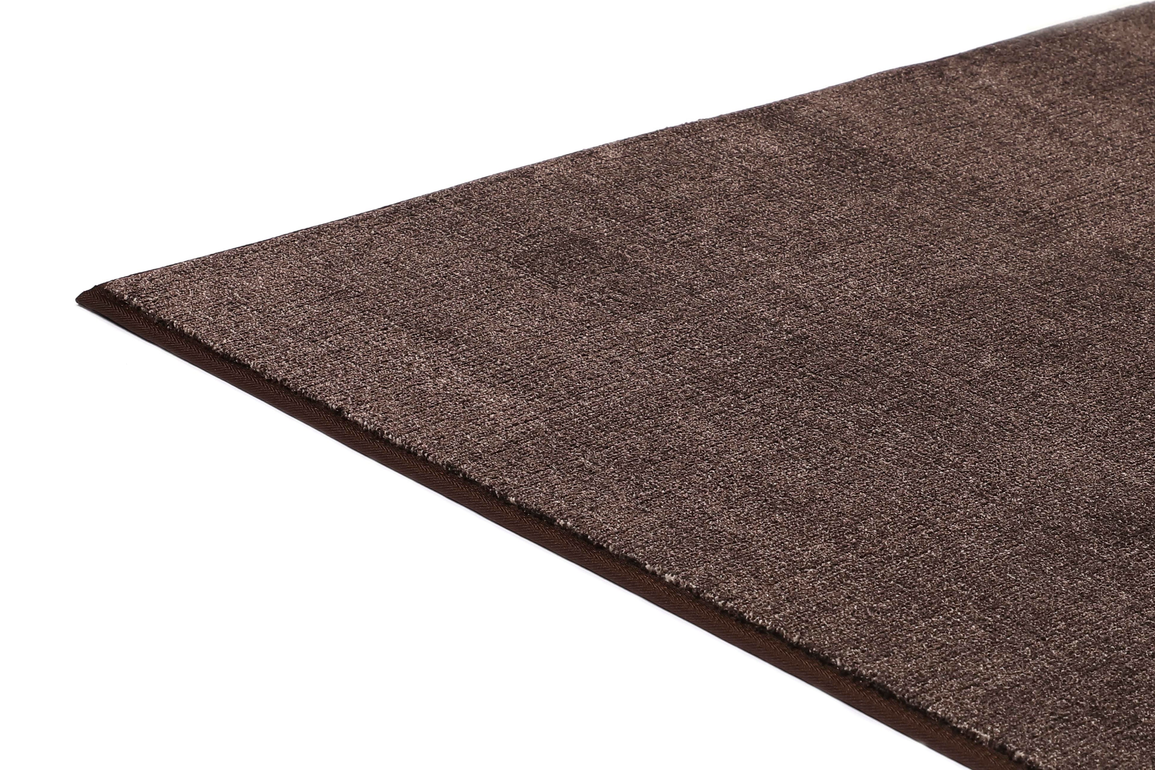 Sametti Brown